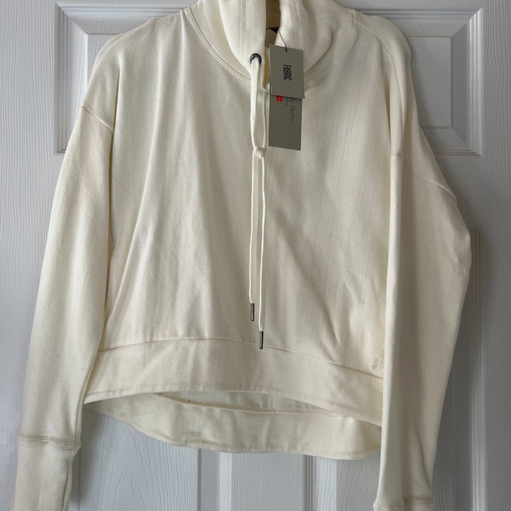Sweaty Betty Harmonise Pullover NWT in Lily White